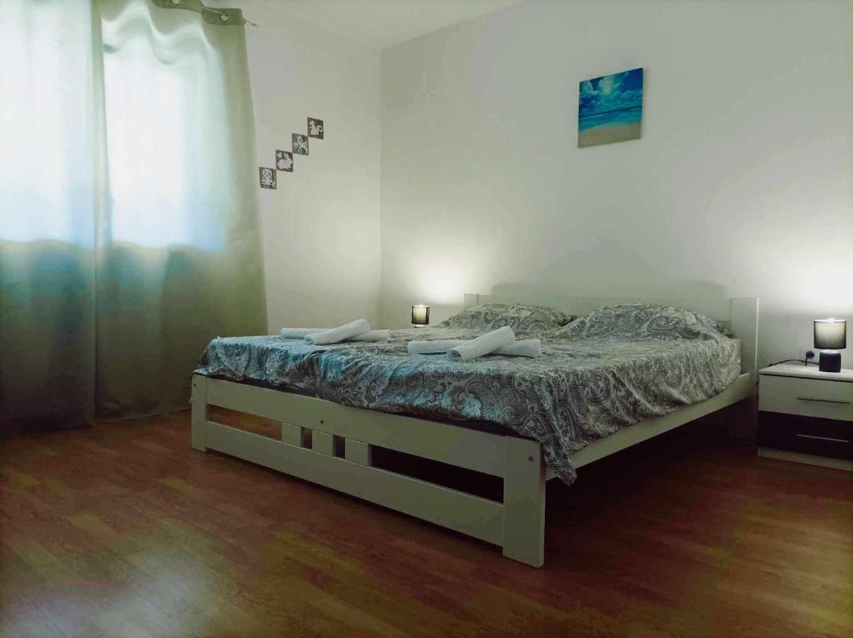 Potpićan Apartman Mr מראה חיצוני תמונה