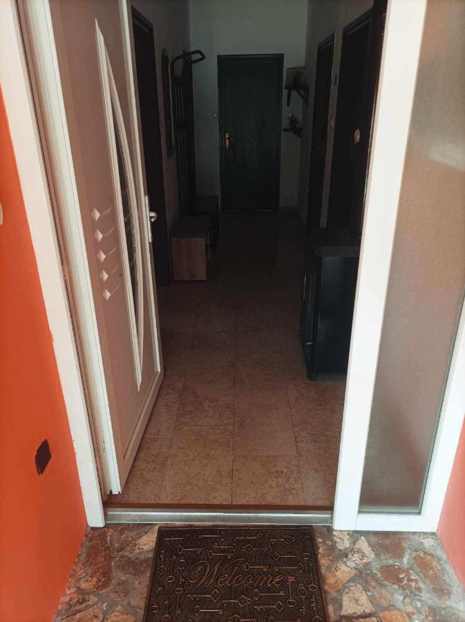 Potpićan Apartman Mr מראה חיצוני תמונה